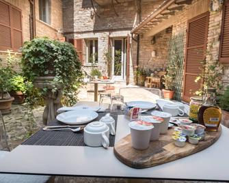 Brunelli B&B - Assisi - Patio