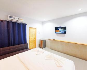 Little Hill Sattahip Resort - Sattahip - Schlafzimmer