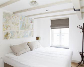 Hello I'M Local - Haarlem - Bedroom