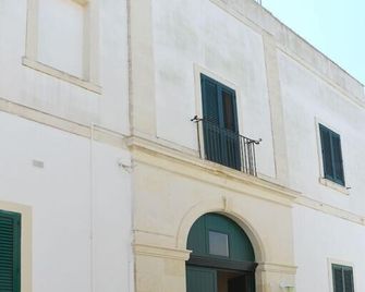 B&b Palazzo Marzo - Otranto - Edificio