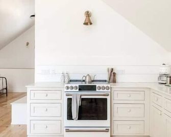 Homestead Barn Loft - Sonora - Küche