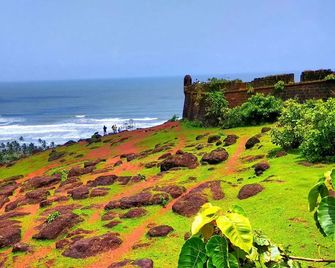 Morjim Pride Hotel with Swimming Pool near Morjim Beach - Morjim