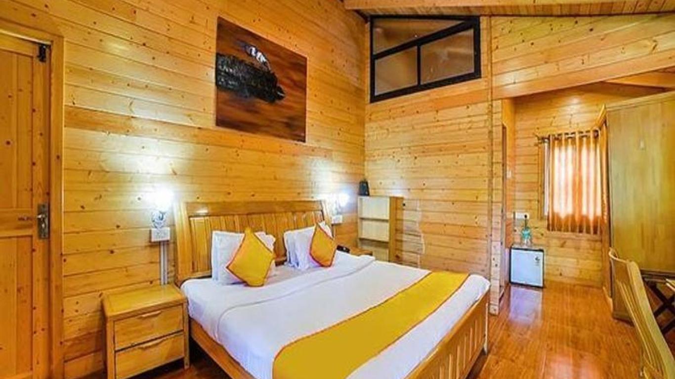 Fabhotel Prime Alagoa Resort
