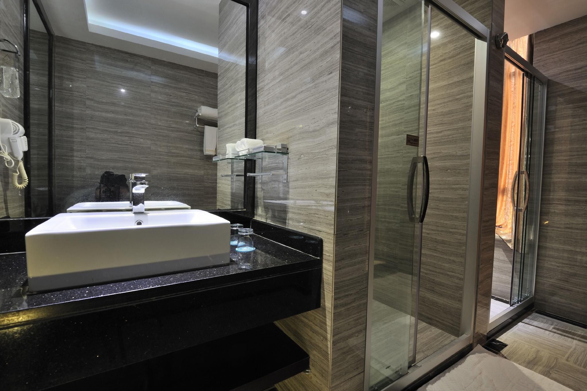 Haiyuewan Business Hotel - Yangjiang - Спальня