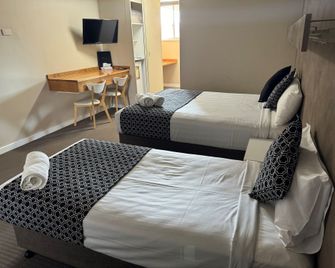 Mid City Plantation Motel - Mildura - Chambre