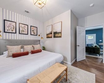 Charming 3-bedroom house 5 minutes away from Downtown Macon - Macon - Bedroom