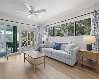 The Driftwood Inn - Sanibel