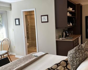 627 on King Bed and Breakfast - ניאגרה און-דה-לייק