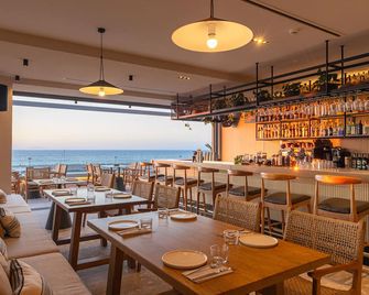 Erato by Samian Mare - Karlovasi - Restaurace