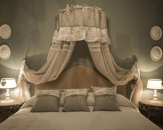 Appartamento Biancospino - Abbadia San Salvatore - Camera da letto