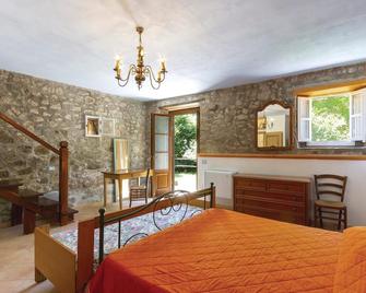 2 bedroom pet friendly home in Casoli LU - Cocciglia - Habitación