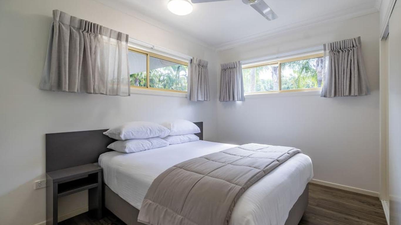 بلو دولفين هوليداي ريزورت