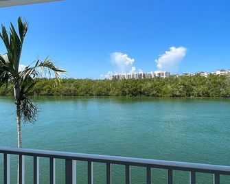 Cute and Cozy Condo in Olde Marco - Marco Island - Balcony