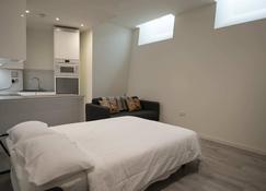 Sylvian Suite 13-Hosted by Sweetstay - Gibraltar - Bedroom