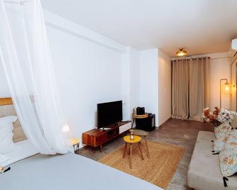 Villa Apolline/Chambre Deluxe /Creole Refinement - Fort-de-France - Sala de estar