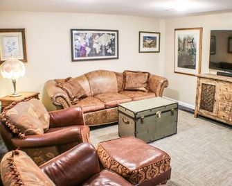 Comfy Lovelock Home Near Freeway - Lovelock - Soggiorno