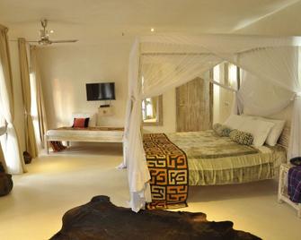 The Villa Luxury Suites Hotel - Diani Beach - Bedroom