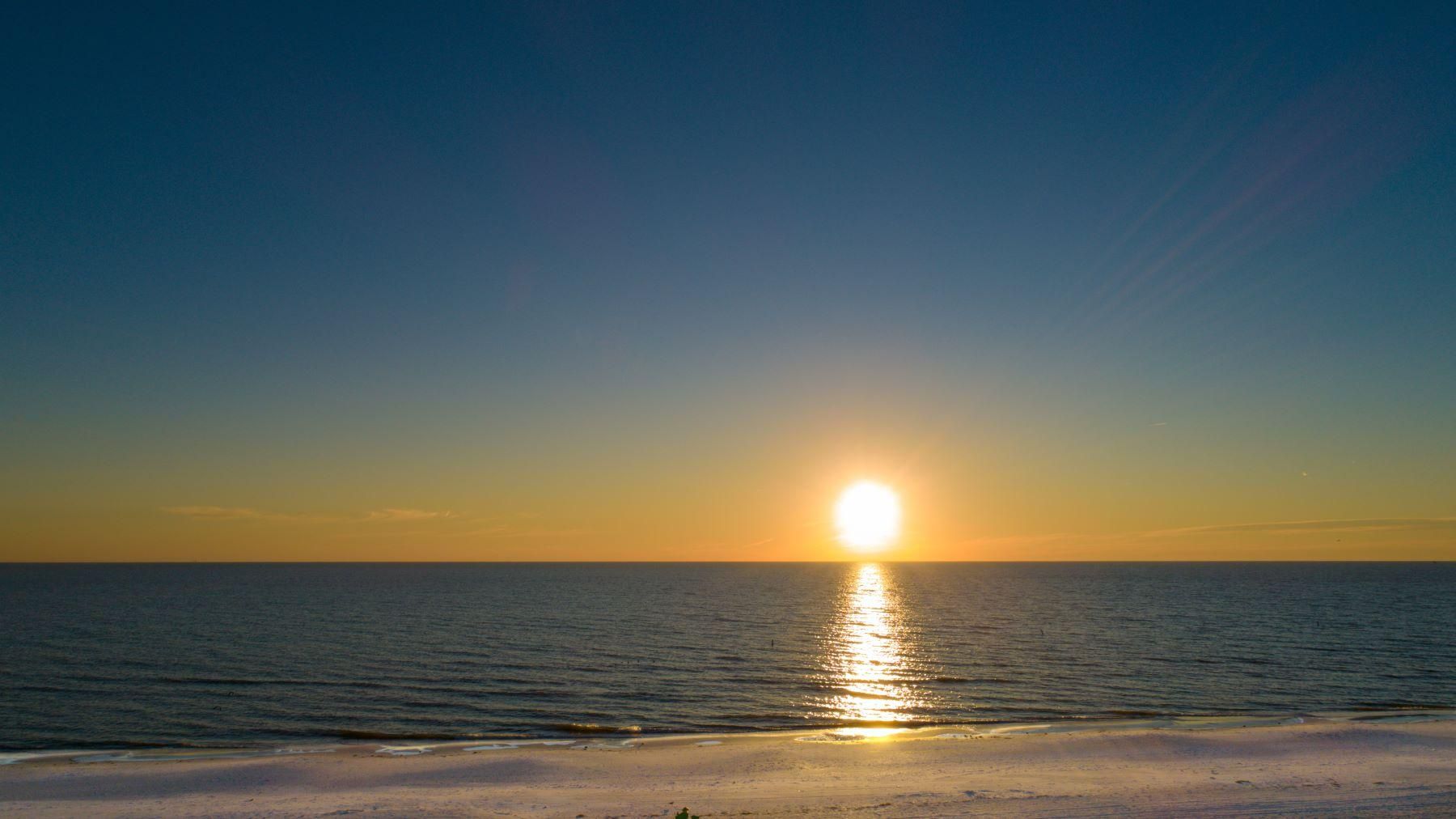 Thunderbird Beach Resort - Schatzinsel - Strand