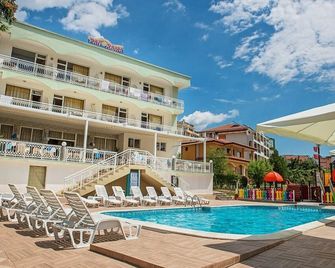 هوتل بانوراما - سفيتي فلاس - حوض السباحة