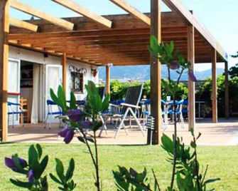 Hotel Casa Del Mar - רוזס - פטיו