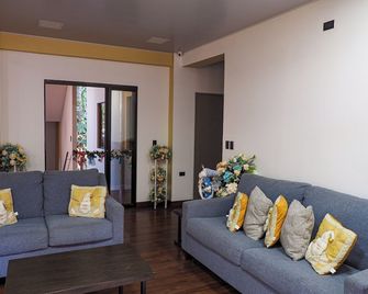 Villa Las Flores - San Salvador - Sala de estar