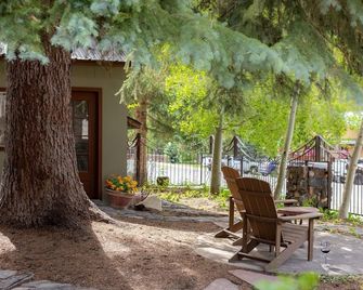 Walk to Downtown Ouray Cozy Cottage Bbq Grill - Ouray - Patio