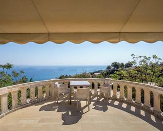 Blue Horizon Studios - Vasilikos - Balkón