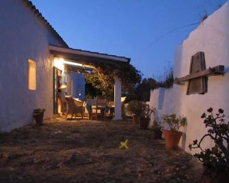 Old House Of Payes, Cap De Barberia Garden Area And Private Parking - Sant Francesc de Formentera - Patio
