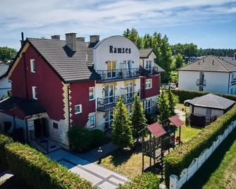 Ramzes - Ustka - Edificio
