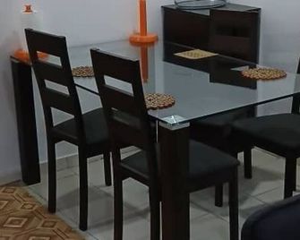 Residence Abs - Abidjã - Sala de jantar