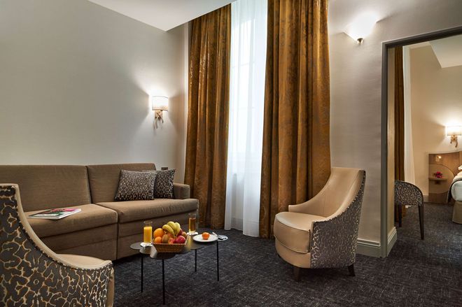 베스트 웨스턴 프리미어 호텔 바욘 에쉐 오나 - 보르도 - 거실