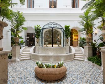 Mystery Hotel Budapest, Preferred Hotels & Resorts - בודפשט - בניין