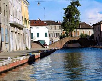 Porta del Carmine - Comacchio