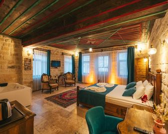 Cappatria Cave House - Ürgüp - Bedroom