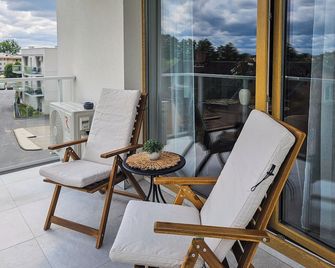 Kairos Apartments -Atos - darmowy parking, klimatyzacja - Olsztynek - Balkon