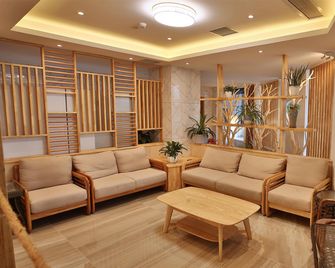 Starway Hotel Yuzhou Yingchuan Road - Xuchang - Lounge