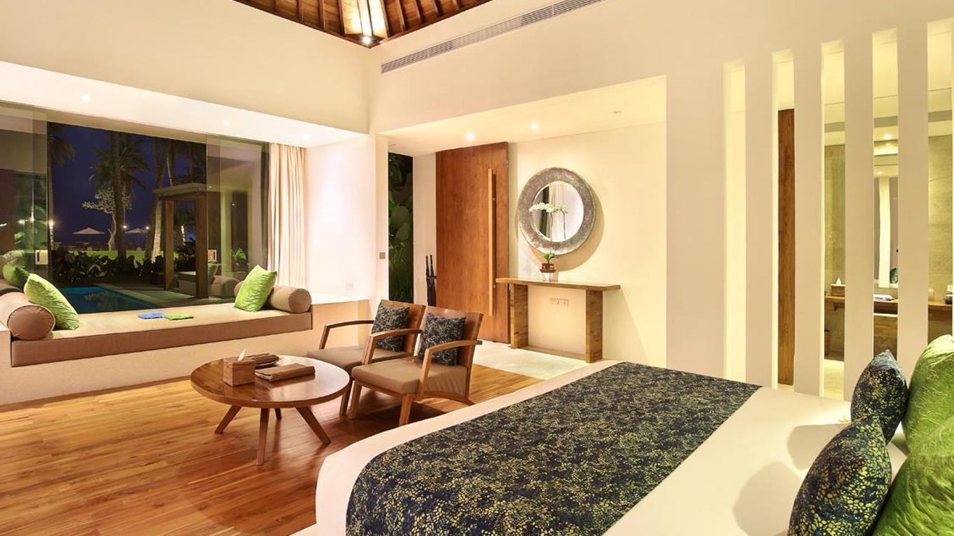 Candi Beach Villas