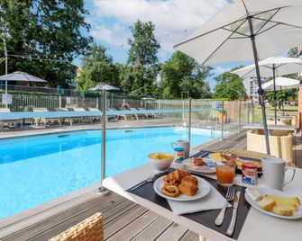 Clarion Aparthotel Toulouse Le Parc de l'Escale - Toulouse - Zwembad