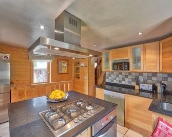 Chalet Heidi - Chamonix - Kitchen