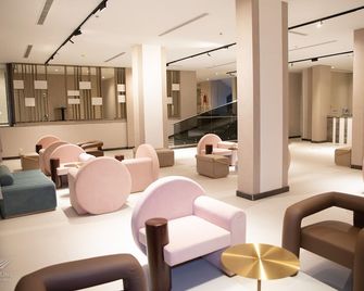 فندق سكاي لاين تبوك - تبوك - ردهة