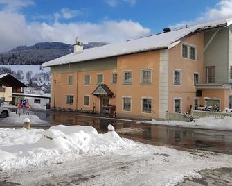 가스트하우스 토르비르트 - 상트람브레흐 - 건물