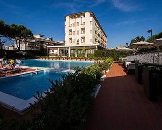 Hotel Touring Falconara Marittima - Falconara Marittima - Pool