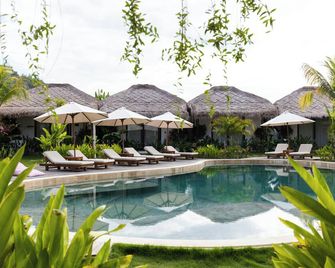 Uryah Hotel Lombok - Kuta - Bazén