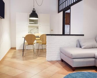 Vespucci Rth - Rome - Living room