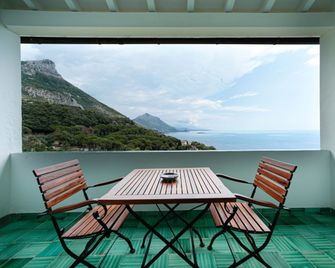 Santavenere Hotel - Maratea - Bedroom