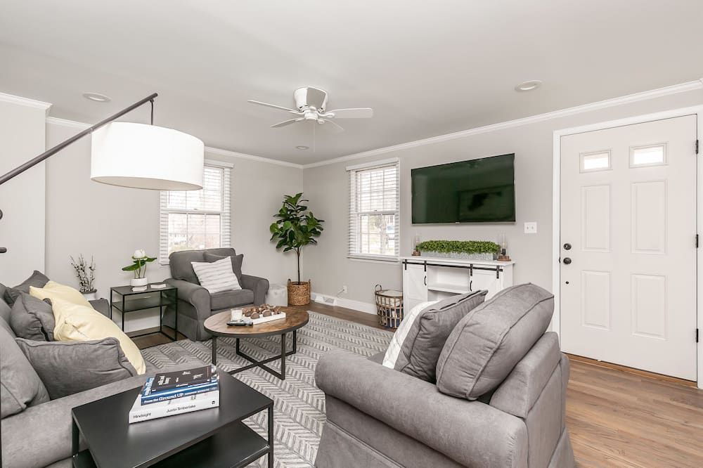 Living room view of Stunning New Bungalow Perfect for Everyone