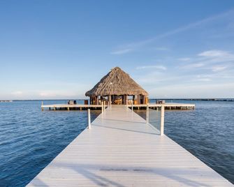 Placencia Resort - Placencia