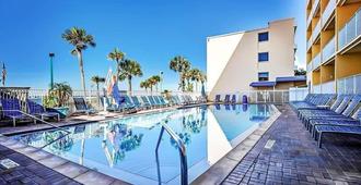 比爾馬海灘度假酒店 - 金銀島 - 金銀島 - 游泳池