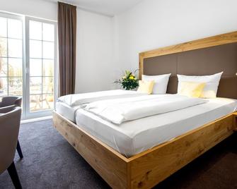 Hotel Seehof - Uhldingen-Mühlhofen - Bedroom