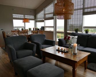 Riverfront romantic Asgardur vacation home of comfort - Selfoss